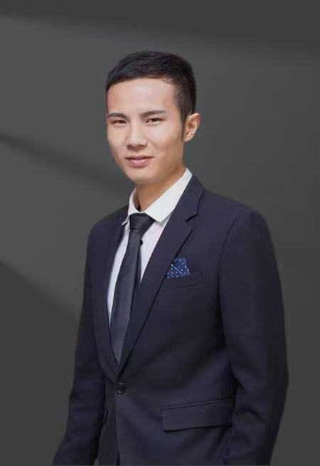 设计师总监  范阳东